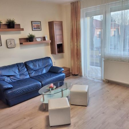 Heviz Erika Apartman Bagian luar foto
