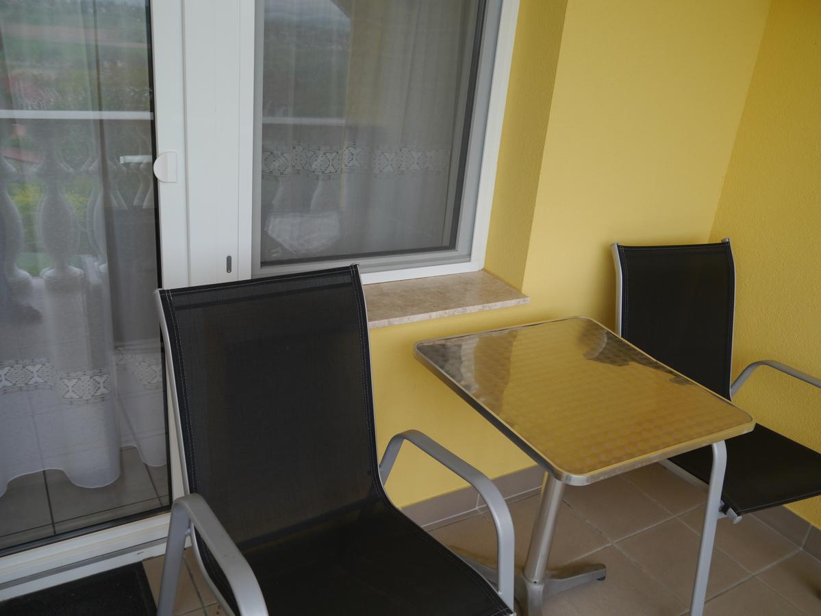 Heviz Erika Apartman Bagian luar foto